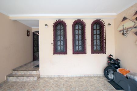 Casa à venda com 180m², 4 quartos e 2 vagasGaragem