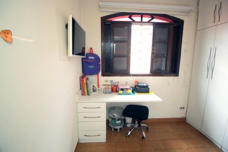 Casa à venda com 180m², 4 quartos e 2 vagasQuarto 2