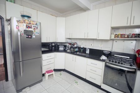 Casa à venda com 180m², 4 quartos e 2 vagasCozinha