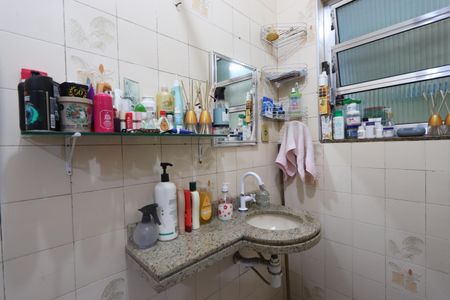 Casa à venda com 270m², 3 quartos e 5 vagasBanheiro da Edícula 1