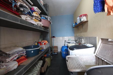 Casa à venda com 270m², 3 quartos e 5 vagasLavanderia