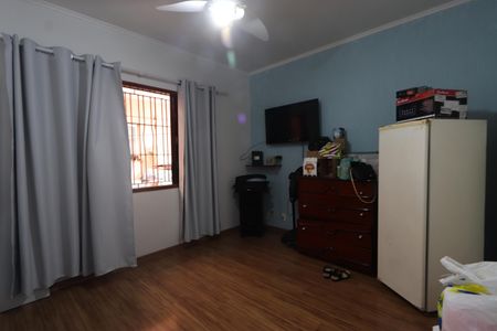 Casa à venda com 270m², 3 quartos e 5 vagasQuarto 2