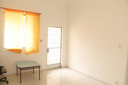sala de casa para alugar com 2 quartos, 120m² em Centro, Nova Iguaçu