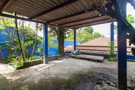 Casa para alugar com 563m², 4 quartos e 3 vagasQuintal