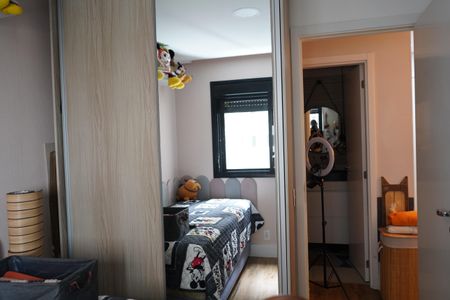 Apartamento à venda com 57m², 2 quartos e 1 vagaQuarto 2