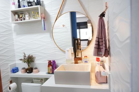 Apartamento à venda com 57m², 2 quartos e 1 vagaBanheiro da Suíte