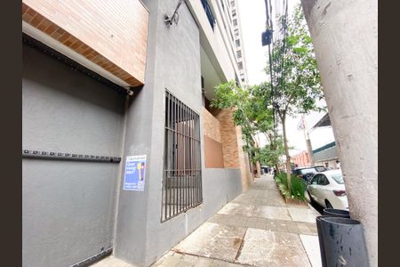 Apartamento à venda com 57m², 2 quartos e 1 vaga Apartamento à venda com 57m², 2 quartos e 1 vagaFachada