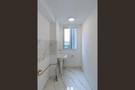 Apartamento para alugar com 42m², 2 quartos e sem vaga Apartamento para alugar com 42m², 2 quartos e sem vagaCozinha e Área de Serviço