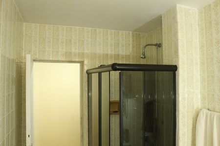 Apartamento à venda com 120m², 2 quartos e sem vagaBanheiro