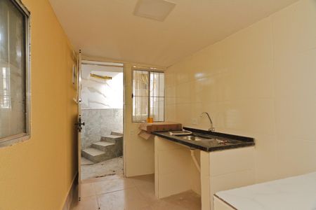 Studio para alugar com 25m², 1 quarto e sem vaga Studio para alugar com 25m², 1 quarto e sem vagaCozinha