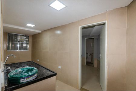 Cozinha de casa para alugar com 1 quarto, 28m² em Vila Pereira Barreto, São Paulo