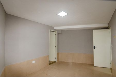 Quarto de casa para alugar com 1 quarto, 28m² em Vila Pereira Barreto, São Paulo