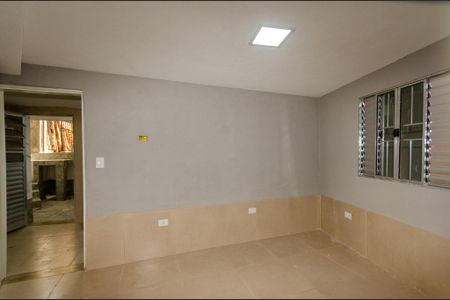 Quarto de casa para alugar com 1 quarto, 28m² em Vila Pereira Barreto, São Paulo