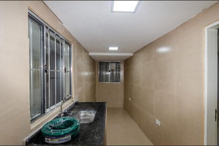 Cozinha de casa para alugar com 1 quarto, 28m² em Vila Pereira Barreto, São Paulo