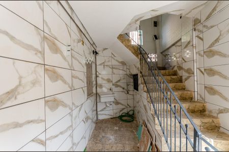 Casa para alugar com 45m², 2 quartos e 1 vaga Casa para alugar com 45m², 2 quartos e 1 vagaÁrea de Serviço