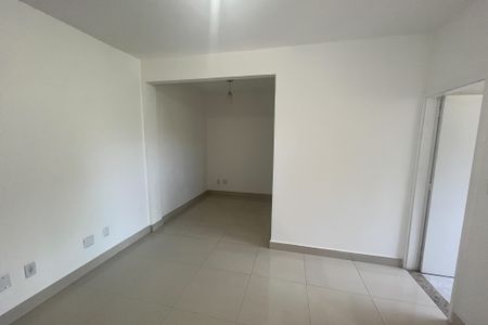 Sala de apartamento para alugar com 2 quartos, 58m² em Portuguesa, Rio de Janeiro
