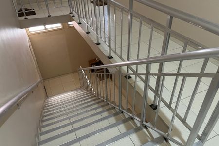 Apartamento para alugar com 58m², 2 quartos e 1 vagaEscadas