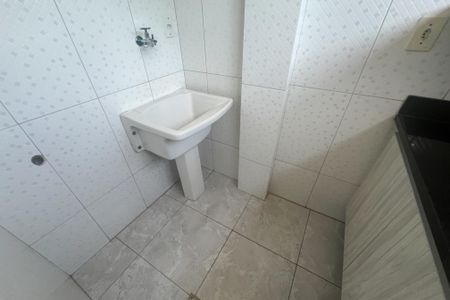 Apartamento para alugar com 58m², 2 quartos e 1 vagaArea de serviço