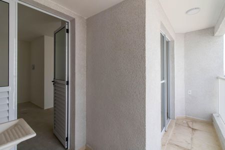 Apartamento à venda com 44m², 2 quartos e 1 vaga Apartamento à venda com 44m², 2 quartos e 1 vagaSacada