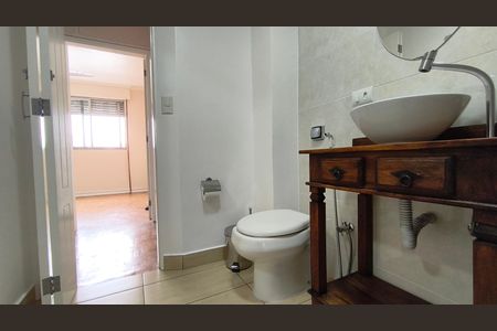 Apartamento à venda com 82m², 2 quartos e sem vagaBanheiro