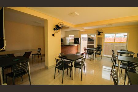 Apartamento para alugar com 74m², 2 quartos e 1 vagaÁrea comum - Salão de festas