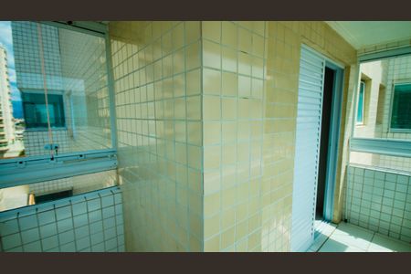 Varanda da Suíte 1 de apartamento para alugar com 2 quartos, 74m² em Vila Tupi, Praia Grande