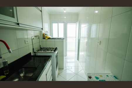 Cozinha de apartamento para alugar com 2 quartos, 74m² em Vila Tupi, Praia Grande