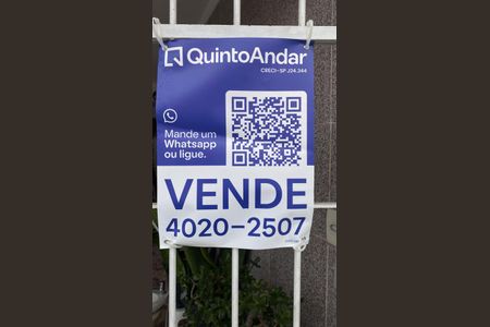 Casa à venda com 147m², 4 quartos e 2 vagas Casa à venda com 147m², 4 quartos e 2 vagasPlaca