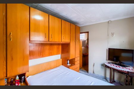 Casa à venda com 147m², 4 quartos e 2 vagas Casa à venda com 147m², 4 quartos e 2 vagasSuite