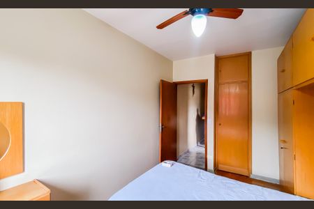 Casa à venda com 147m², 4 quartos e 2 vagas Casa à venda com 147m², 4 quartos e 2 vagasQuarto 1