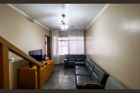 Sala de casa à venda com 4 quartos, 147m² em Engenheiro Goulart, São Paulo