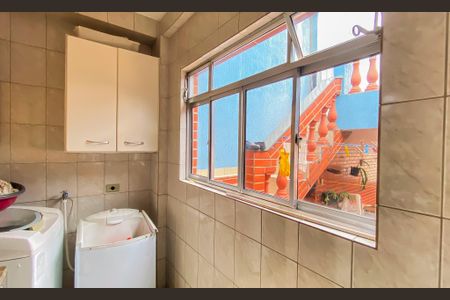 Casa à venda com 147m², 4 quartos e 2 vagas Casa à venda com 147m², 4 quartos e 2 vagasÁrea de Serviço