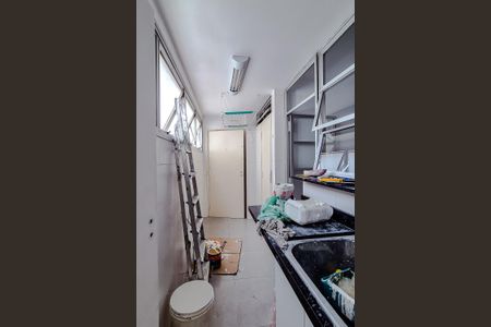 Apartamento para alugar com 115m², 3 quartos e 1 vagaÁrea de Serviço