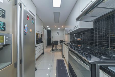 Apartamento à venda com 164m², 4 quartos e 1 vagaCozinha