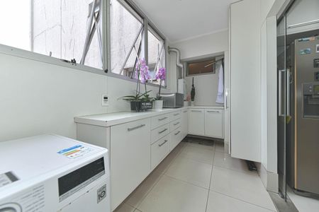 Apartamento à venda com 164m², 4 quartos e 1 vagaÁrea de Serviço