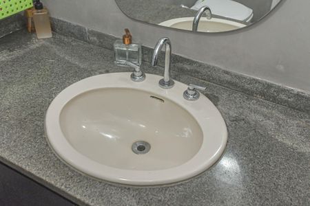 Apartamento à venda com 164m², 4 quartos e 1 vagaBanheiro da Suíte