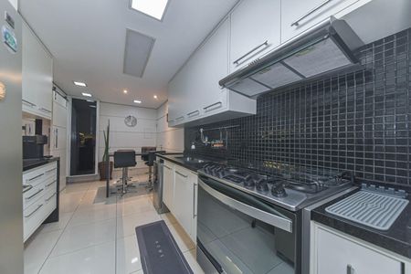 Apartamento à venda com 164m², 4 quartos e 1 vagaCozinha