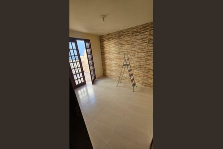 Quarto de casa para alugar com 3 quartos, 205m² em Maria Paula, São Gonçalo