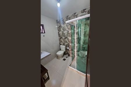 Banheiro de casa para alugar com 3 quartos, 205m² em Maria Paula, São Gonçalo