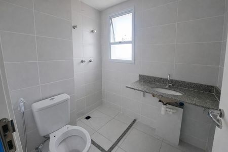 Apartamento à venda com 65m², 2 quartos e 2 vagasBanheiro da Suíte