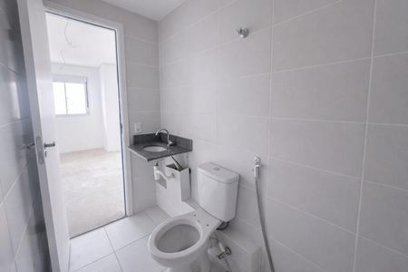Apartamento à venda com 65m², 2 quartos e 2 vagasBanheiro 