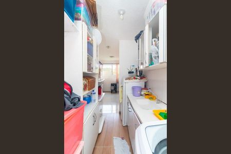 Cozinha  de apartamento para alugar com 2 quartos, 40m² em Cavalhada, Porto Alegre