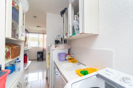 Cozinha  de apartamento para alugar com 2 quartos, 40m² em Cavalhada, Porto Alegre