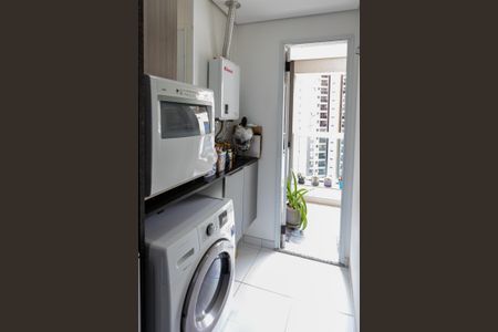 Cozinha de apartamento à venda com 2 quartos, 61m² em Vila Itapura, Campinas