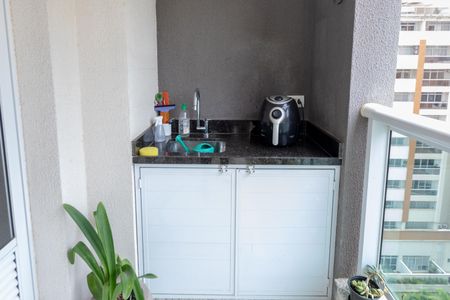 Sacada de apartamento à venda com 2 quartos, 61m² em Vila Itapura, Campinas