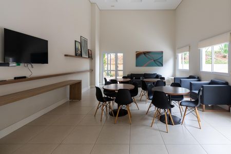 Apartamento à venda com 61m², 2 quartos e 1 vaga Apartamento à venda com 61m², 2 quartos e 1 vagaÁrea Social - Salão de Festas