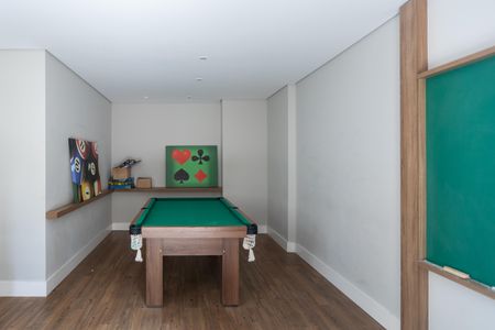 Apartamento à venda com 61m², 2 quartos e 1 vaga Apartamento à venda com 61m², 2 quartos e 1 vagaÁrea Social - Espaço de Jogos