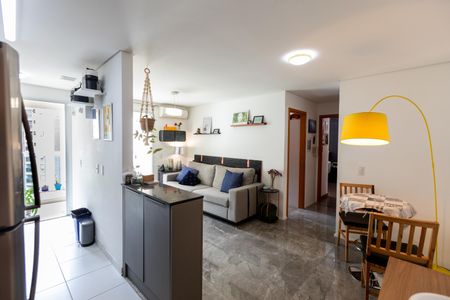 Apartamento à venda com 61m², 2 quartos e 1 vaga Apartamento à venda com 61m², 2 quartos e 1 vagaSala