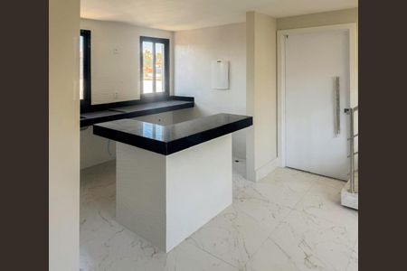 Apartamento à venda com 3 quartos, 140m² em Santa Efigênia, Belo Horizonte