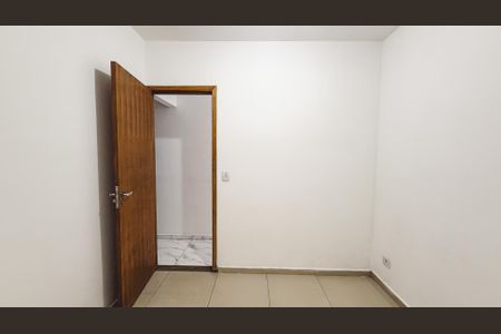 Quarto de casa para alugar com 1 quarto, 33m² em Vila Roque, São Paulo